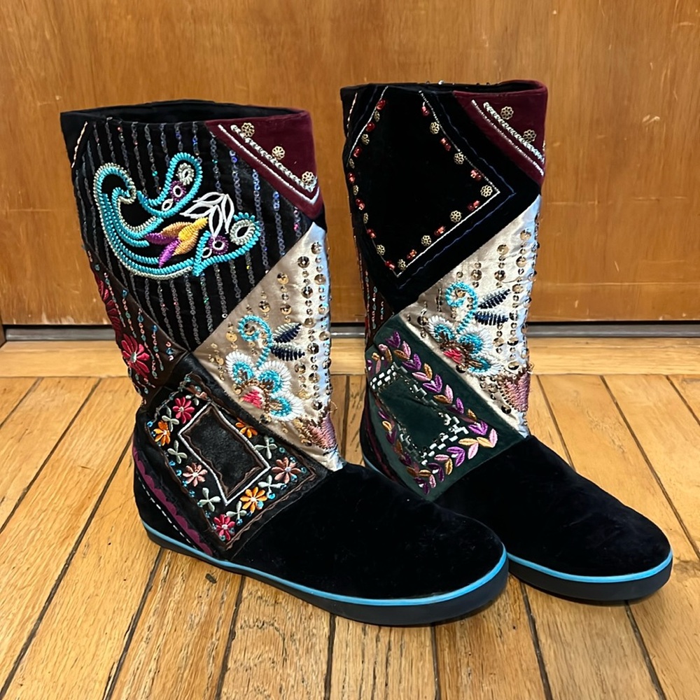 Sugar Brand Black Suede Boho Flst Boots Sz 7